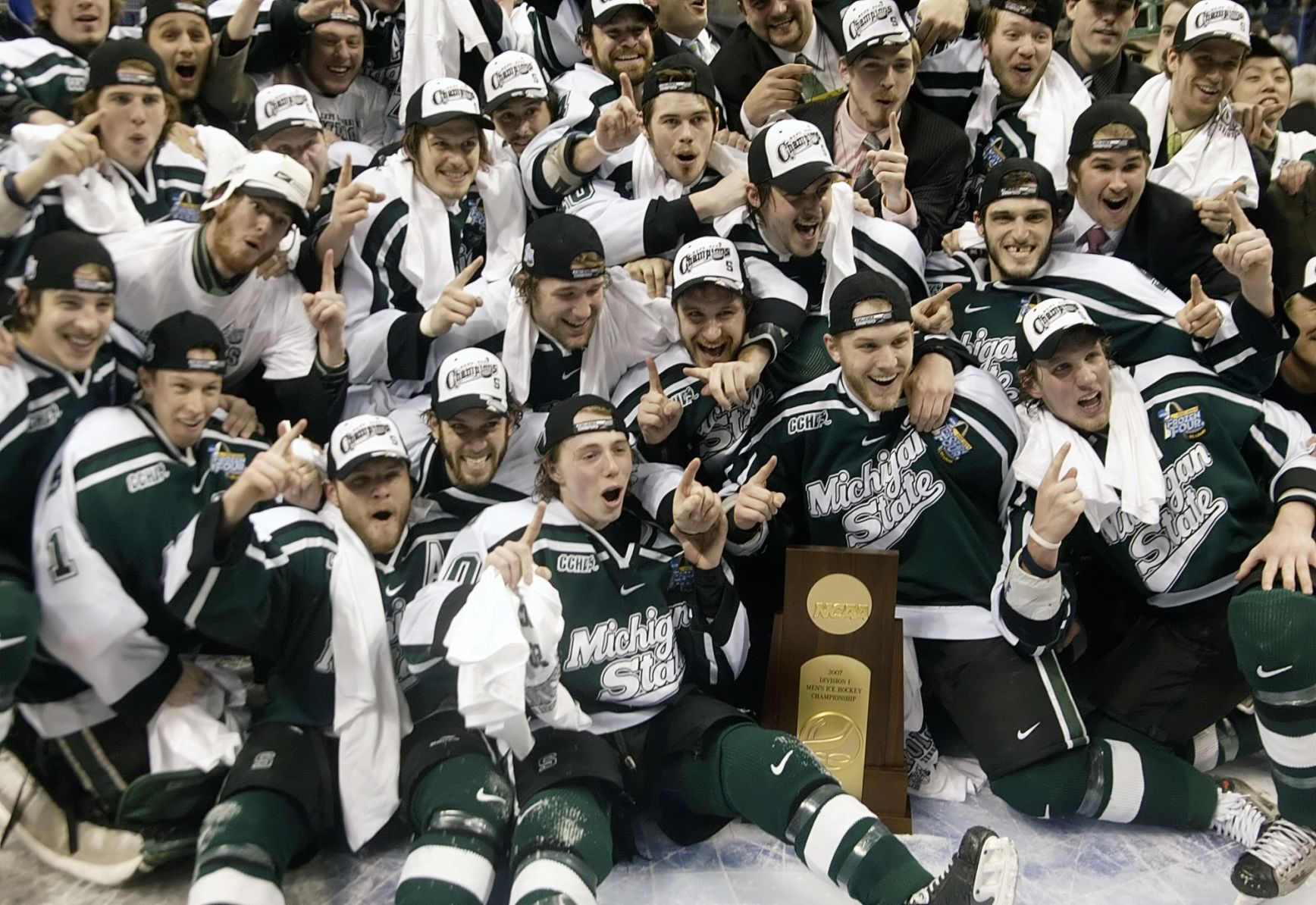 2007: Michigan State stuns Boston College in Frozen Four